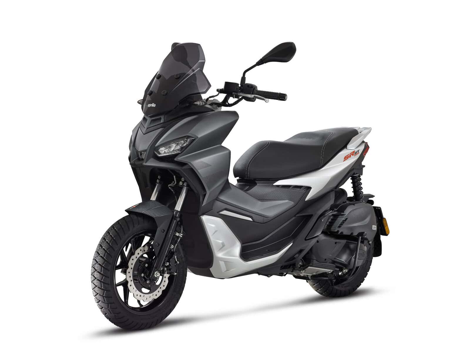 Ein schwarzes Motorrad mit windsichützendem Schild Ein schwarzes Motorrad mit windsichützendem Schild. Es sieht modern aus.