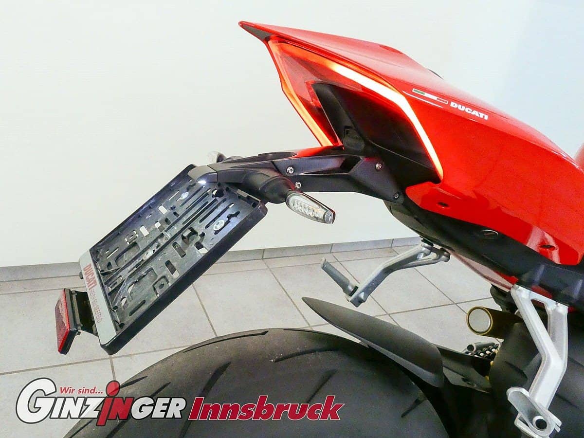 g-000344-g_W3440744_6-ducati-streetfighter-v4-639067249739525490