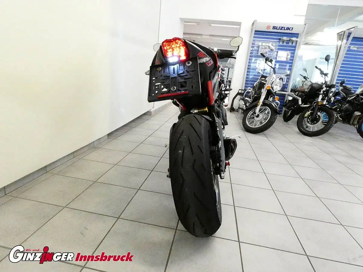 g-000344-g_W3440748_4-triumph-street-triple-765-rs-finanzierung-moeglich-639067249790915090