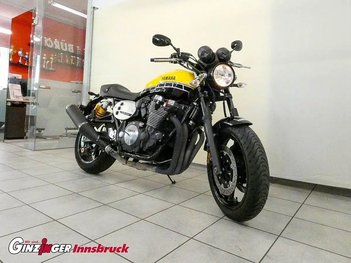 Yamaha-XJR 1300-