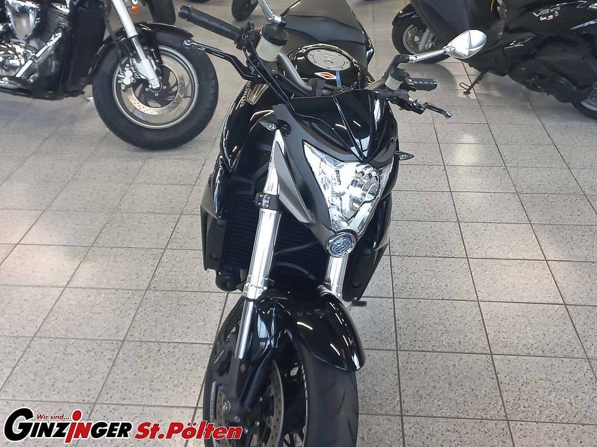 g-000346-g_W3466827_2-honda-cb1000-hornet-639067249874055390