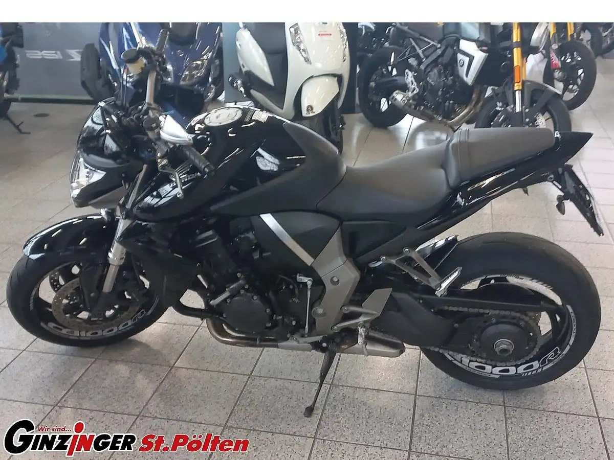 g-000346-g_W3466827_3-honda-cb1000-hornet-639067249875175550