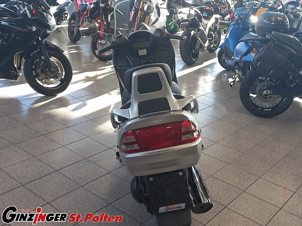 g-000346-g_W3466833_4-suzuki-burgman-400-639067249914515680