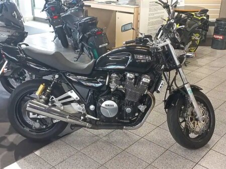 XJR 1200