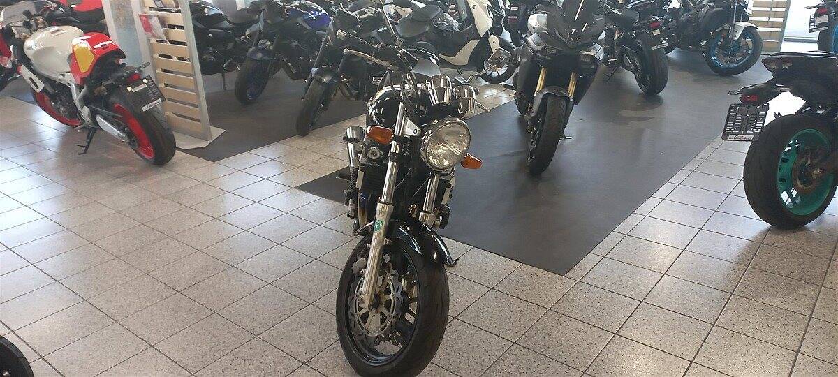 g-000346-g_W3466835_2-yamaha-xjr-1200-639067249926255040