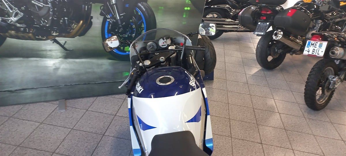 g-000346-g_W3466836_2-suzuki-gsx-r-600-639067249933055270