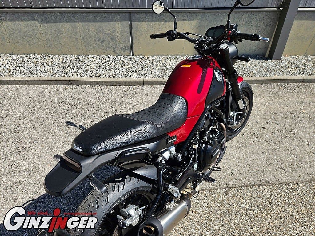 g-000346-g_W3466976_6-benelli-leoncino-500-639067252157875050