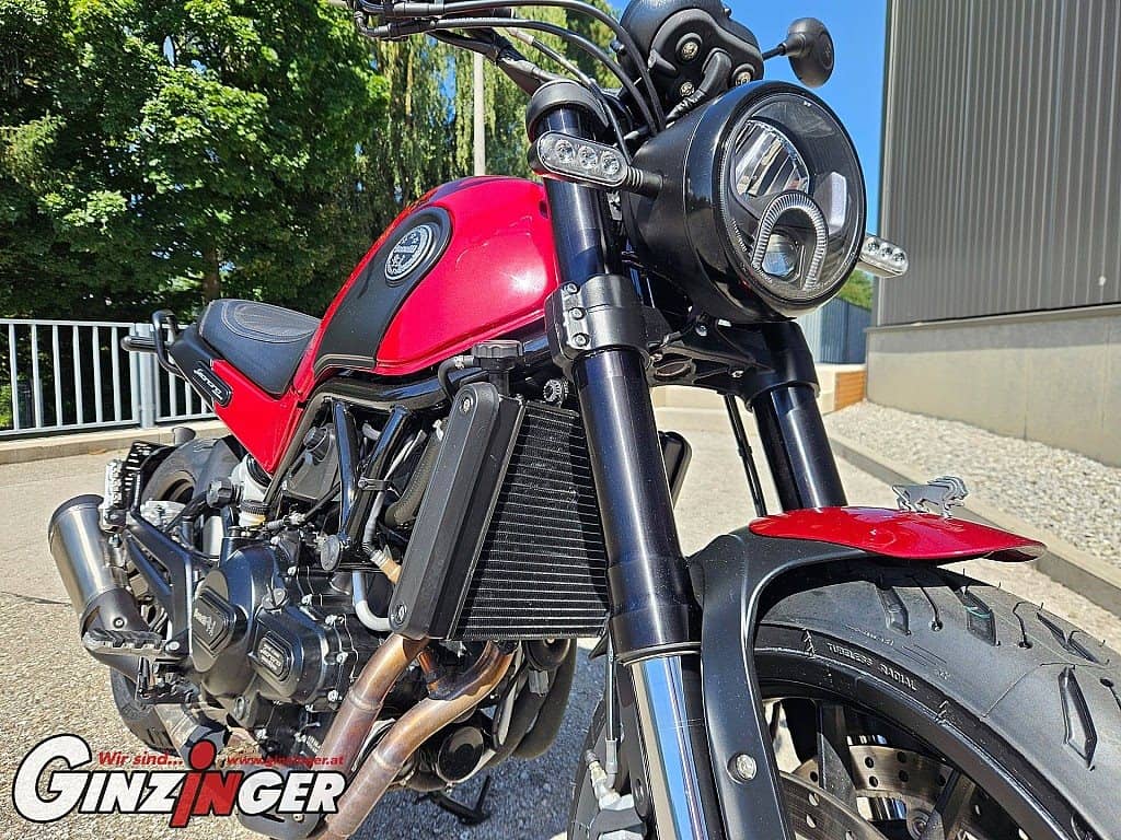 g-000346-g_W3466976_7-benelli-leoncino-500-639067252159405040