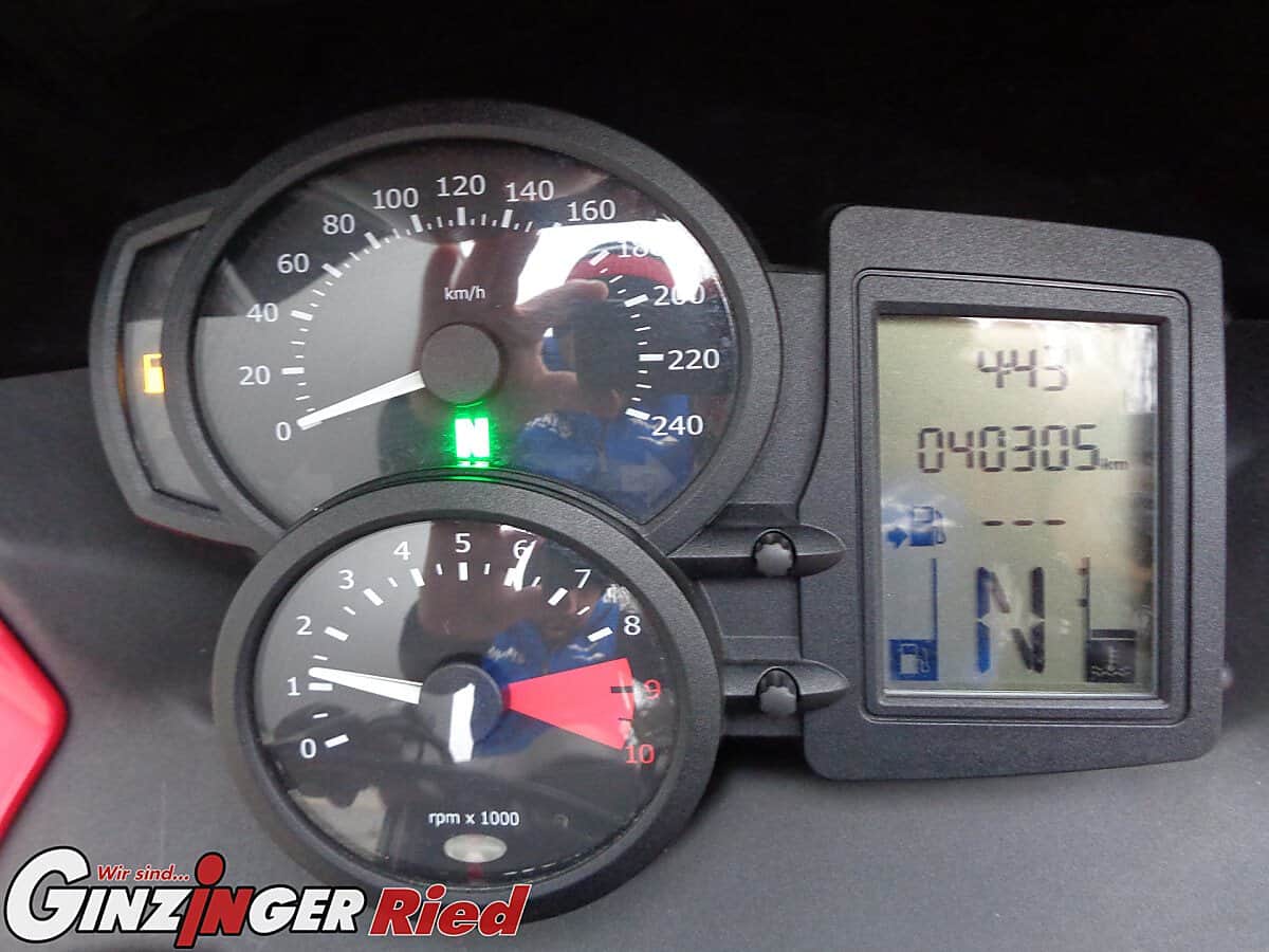 g-000346-g_W3467037_6-bmw-f-800-s-639067253044535420