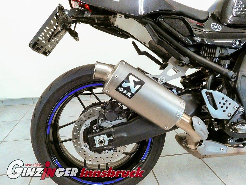 g-000344-g_W3440738_7-yamaha-xsr900-639182167666137770