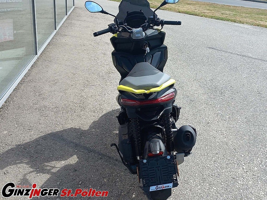 g-000346-g_W3466806_3-aprilia-sr-gt-sport-125-639182167379107810