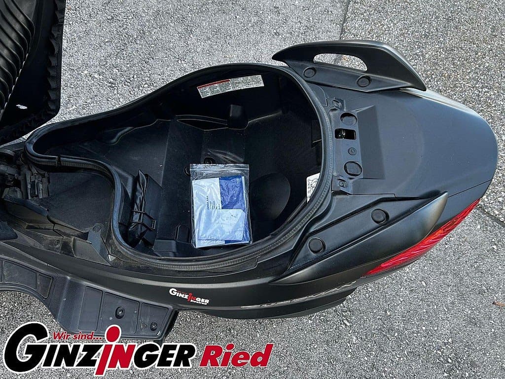 g-000346-g_W3466967_10-suzuki-burgman-125-erstbesitz-639182169911317750