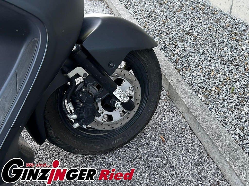 g-000346-g_W3466967_4-suzuki-burgman-125-erstbesitz-639182169906147920