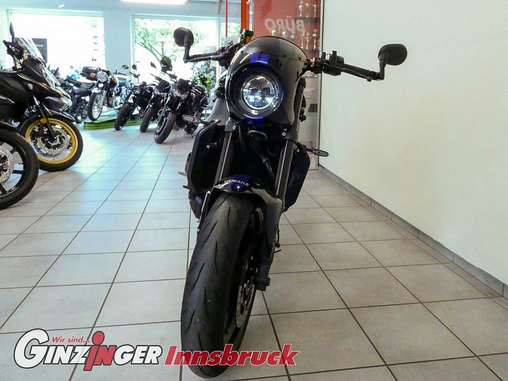 g-000344-g_W3440738_6-yamaha-xsr900-639188212275321320