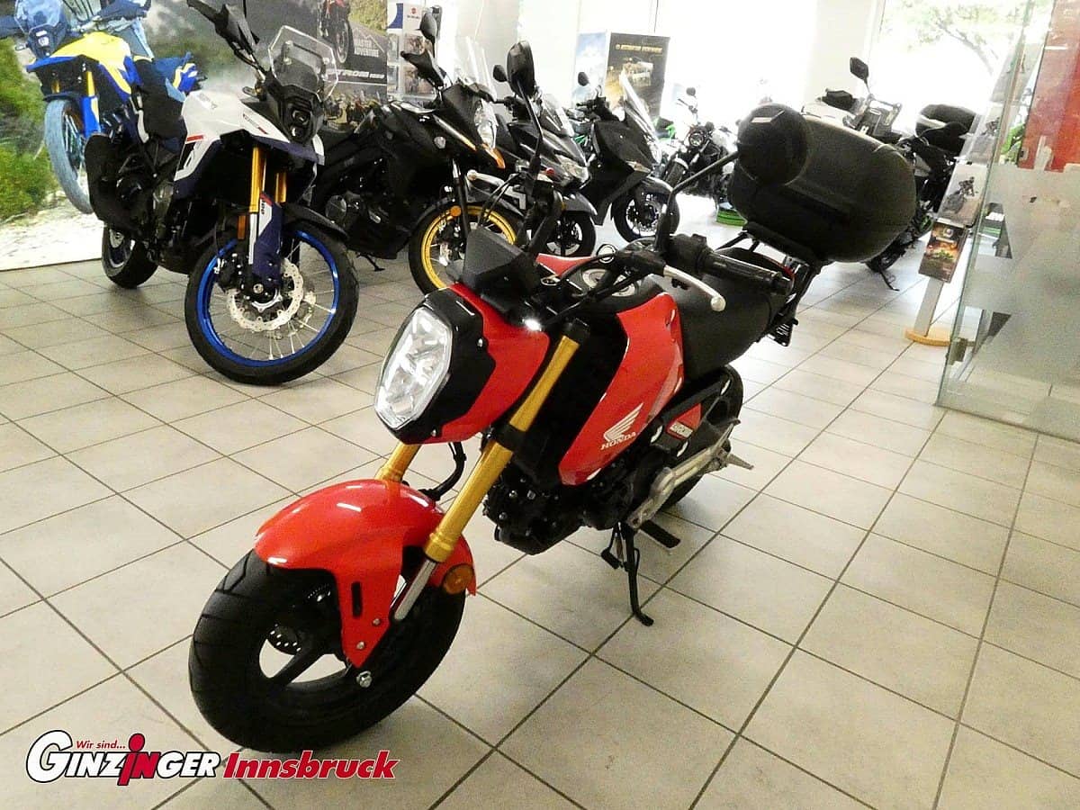 g-000344-g_W3440751_10-honda-msx-125-639198488959452990