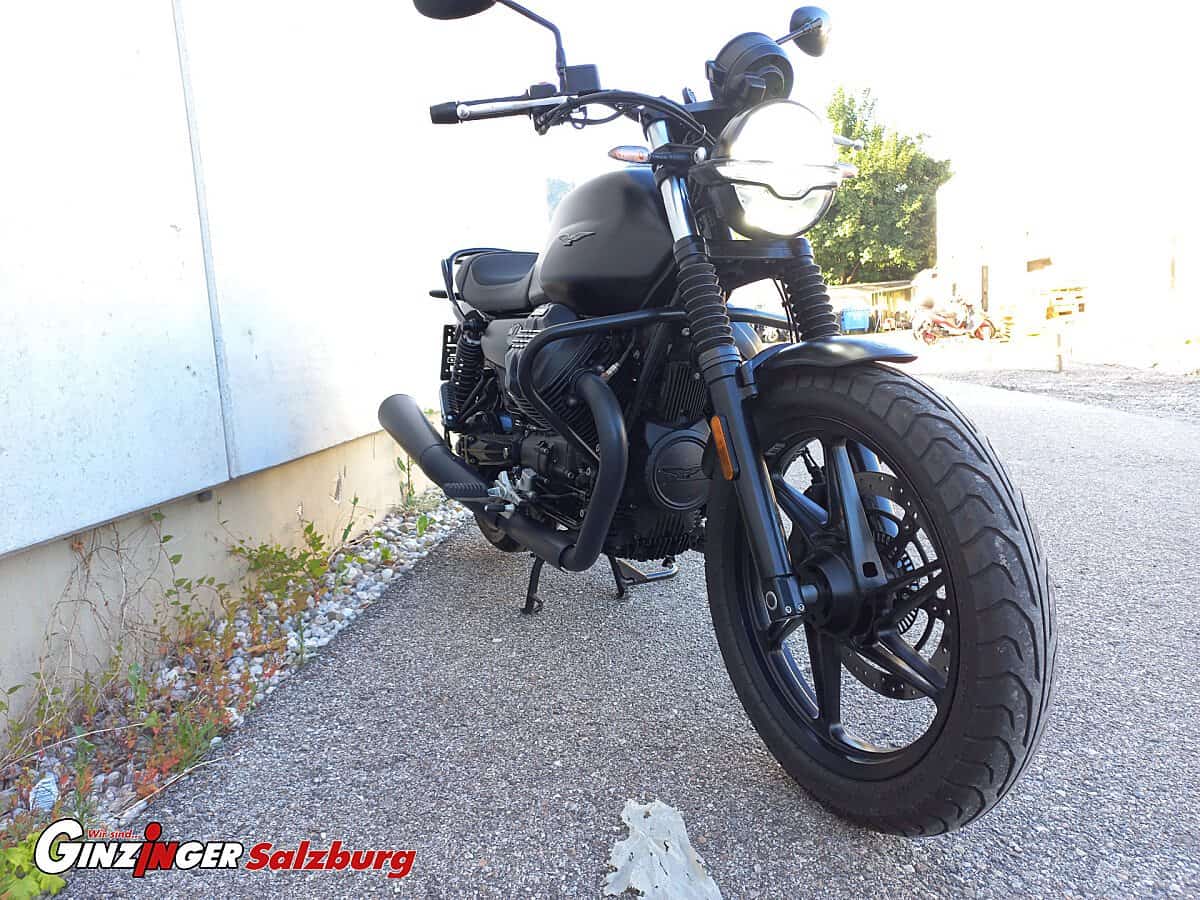 g-000356-g_W3565340_3-moto-guzzi-v7-stone-639185942293227430