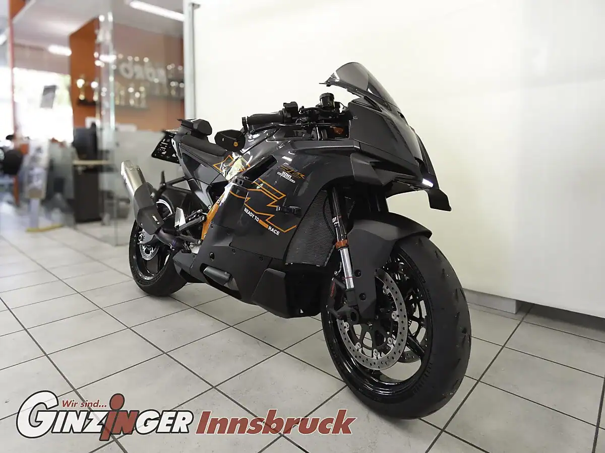 KTM-990 RC R-