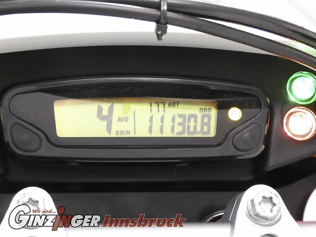 g-000357-g_W3573495_11-husqvarna-701-supermoto-639198038506764200