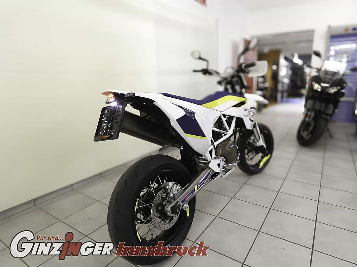 g-000357-g_W3573495_14-husqvarna-701-supermoto-639198038510424170