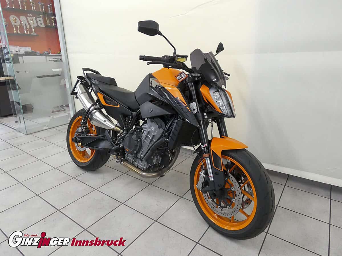 KTM-890 Duke-
