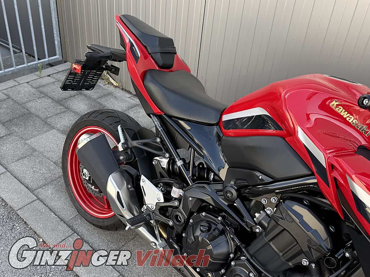 g-000358-g_W3584426_6-kawasaki-z-900-50th-anniversary-639217053107583790