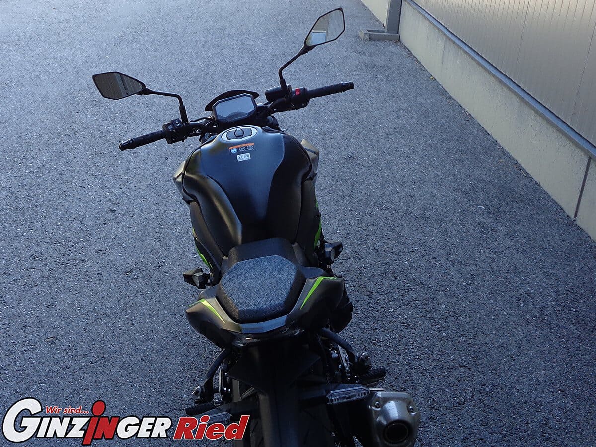 g-000358-g_W3585596_3-kawasaki-z-900-639220504118835890