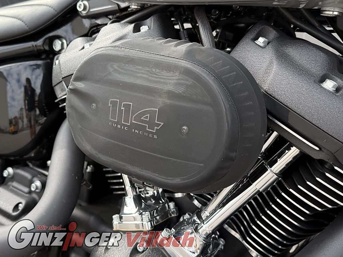 Softail Street Bob 114 FXBBS – Bild 10