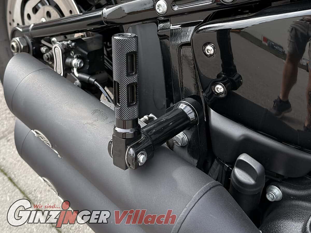Softail Street Bob 114 FXBBS – Bild 13