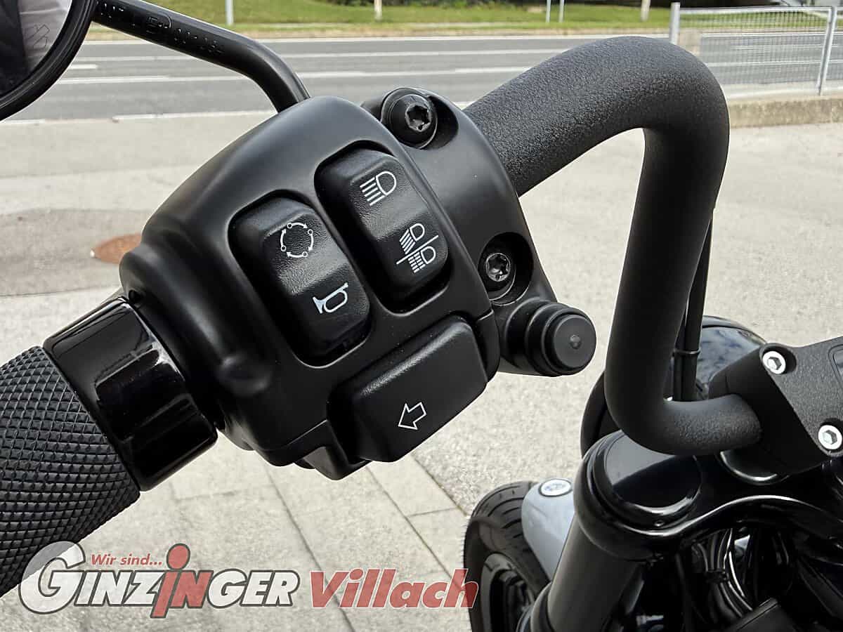 Softail Street Bob 114 FXBBS – Bild 14